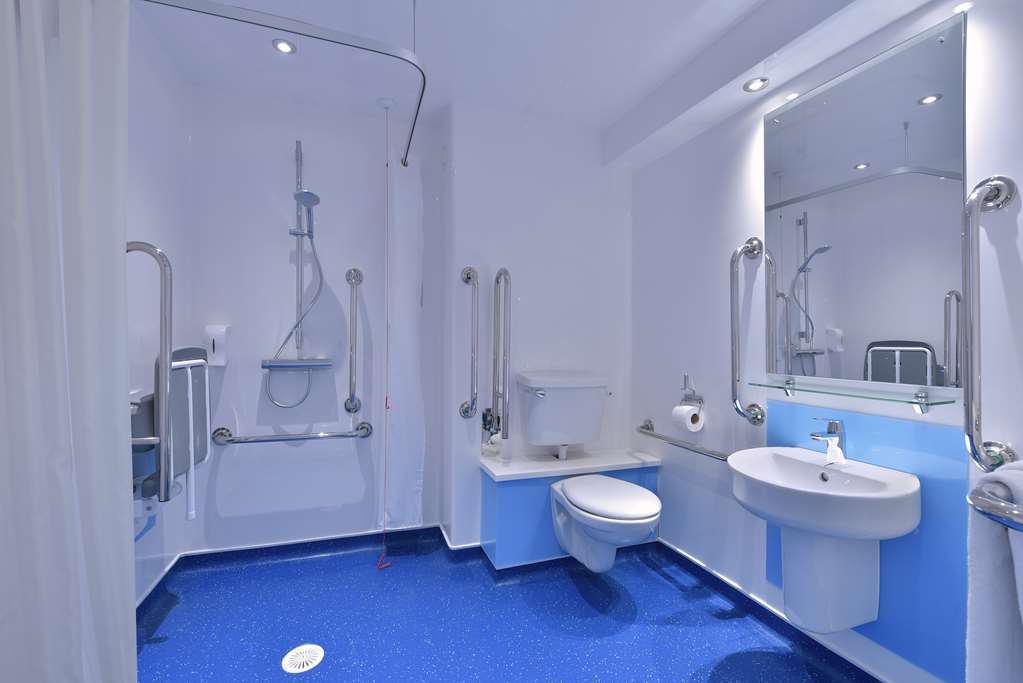 Travelodge Plymouth Roborough Oda fotoğraf